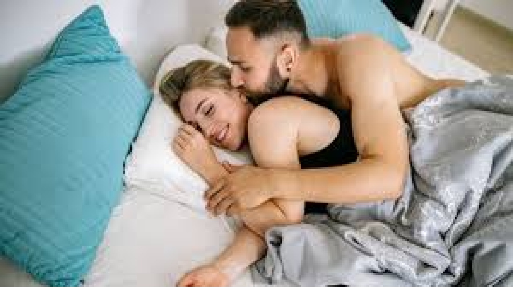 Guide de la technique du Squeeze pour retarder l'éjaculation rapide, explication du geste et de l'efficacité.
